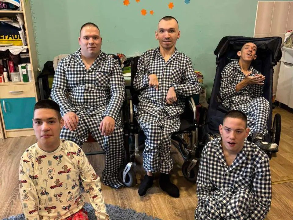 Різдвяні піжами